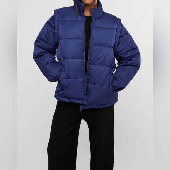 NWT We Wore What Zip Off Sleeve Puffer Jacket - Picture 1 of 14